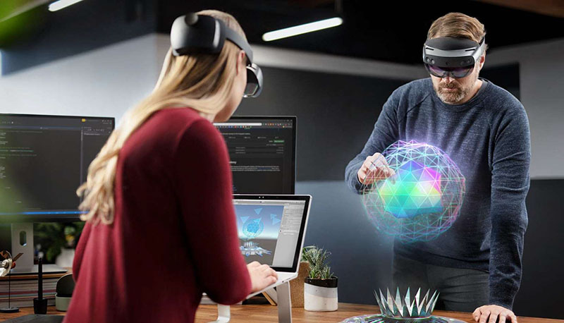 Article On-demand: Harnessing the Power of Microsoft Mixed Reality Applications with HoloLens 2   Image