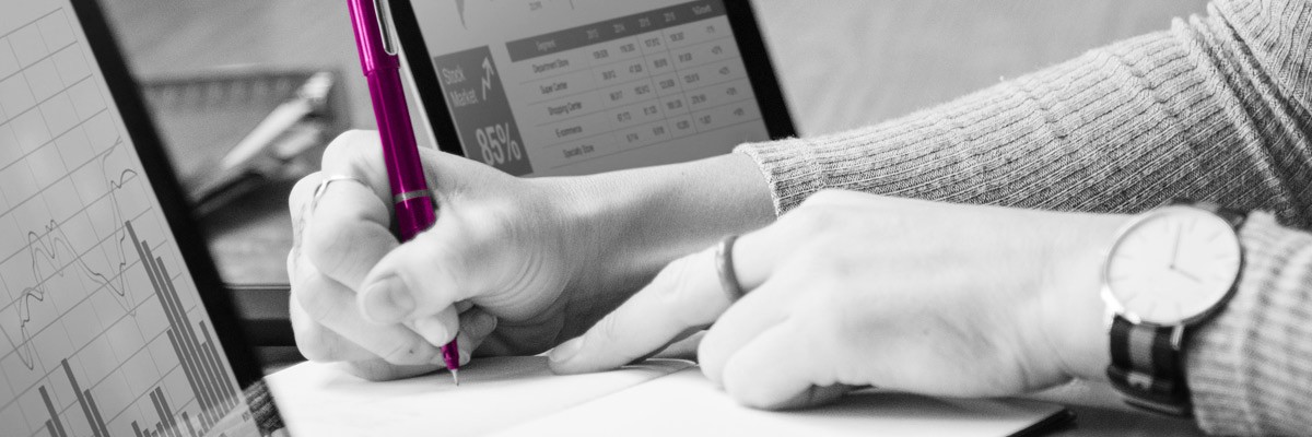 User writing using data analytics 