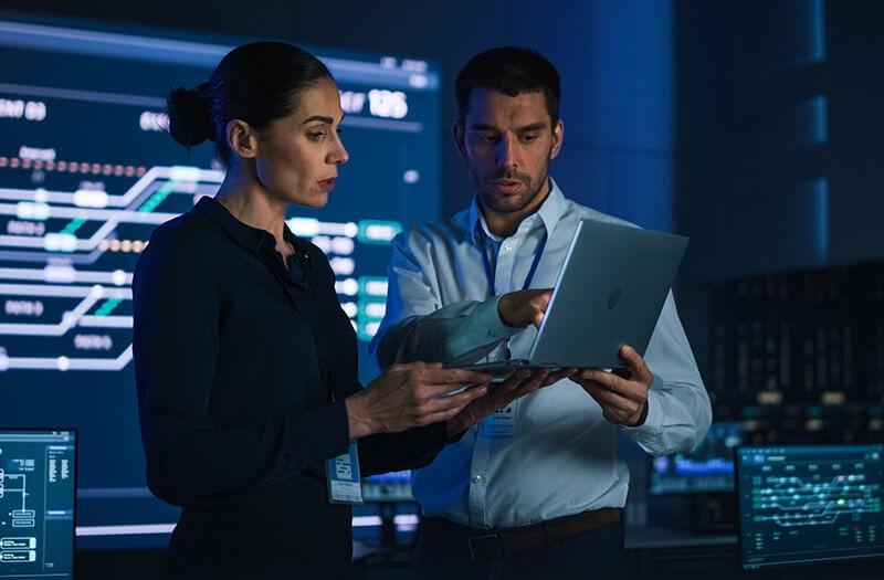 federal-gov-lab-tech-lifestyle