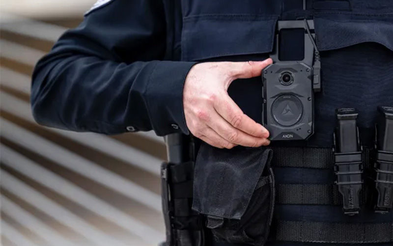 Axon Body 4 Professional using Axon Body 4