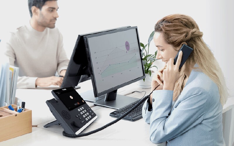 Man working at the office 